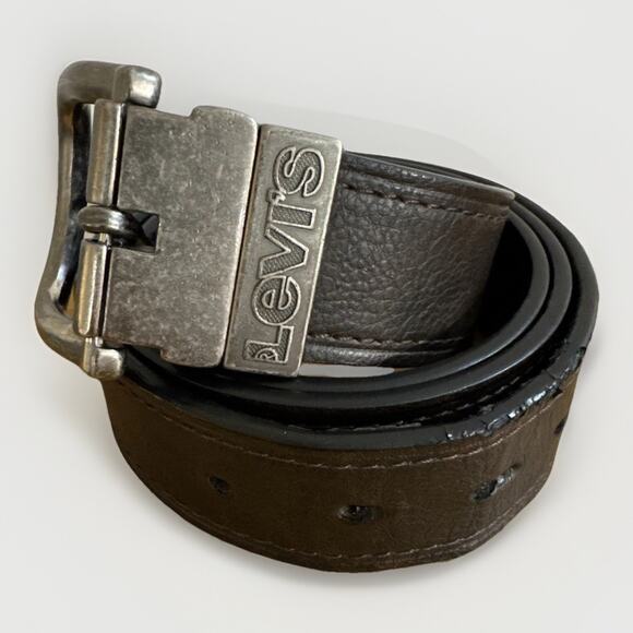 Levi's Reversible Leather Size Large 38-40 Belt Black to Brown Men's - Picture 1 of 4